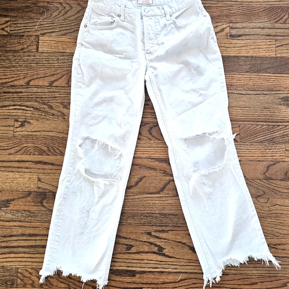 WE THE FREE ripped distressed button up white jeans size 26 - Picture 3 of 9